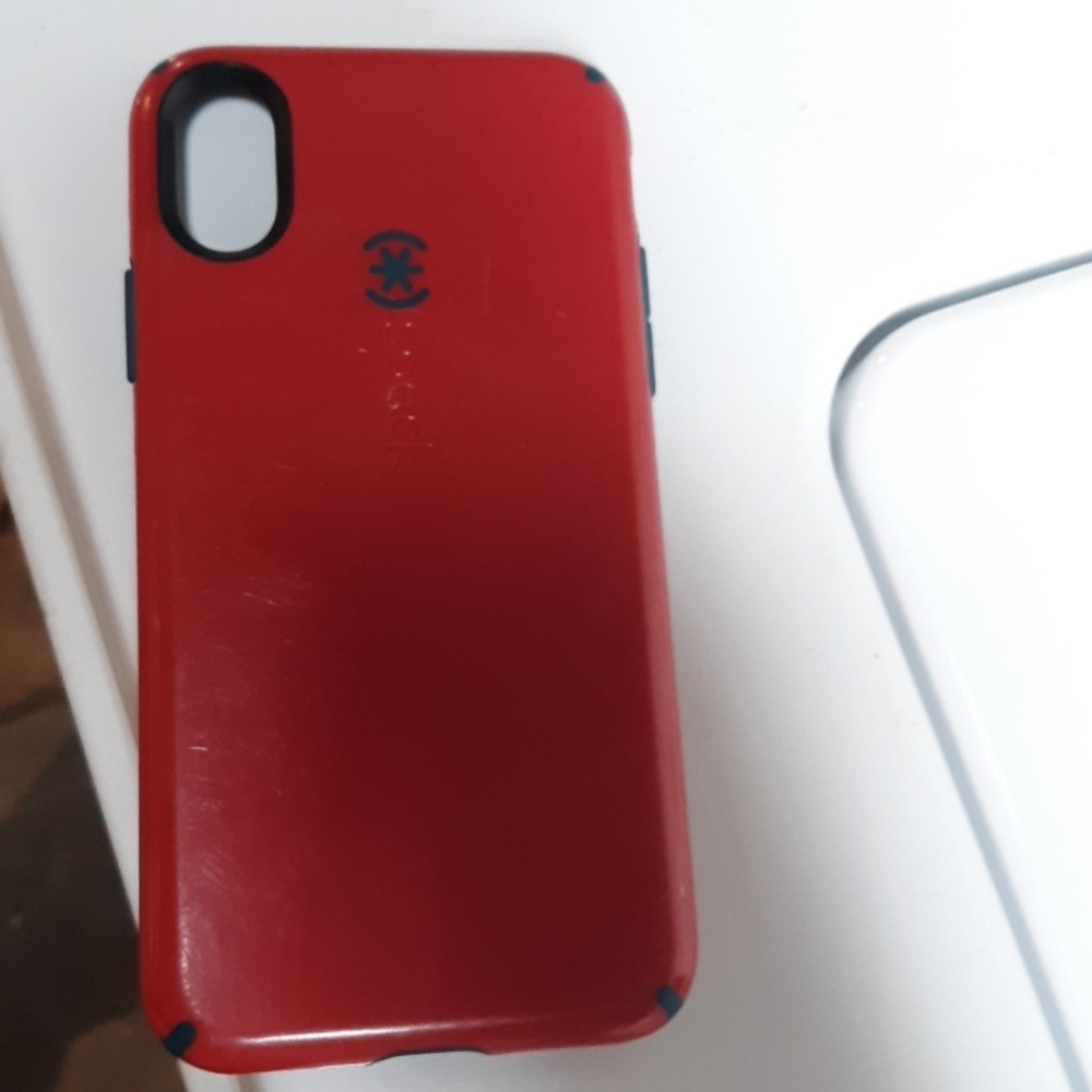 Speck case iPhone 8